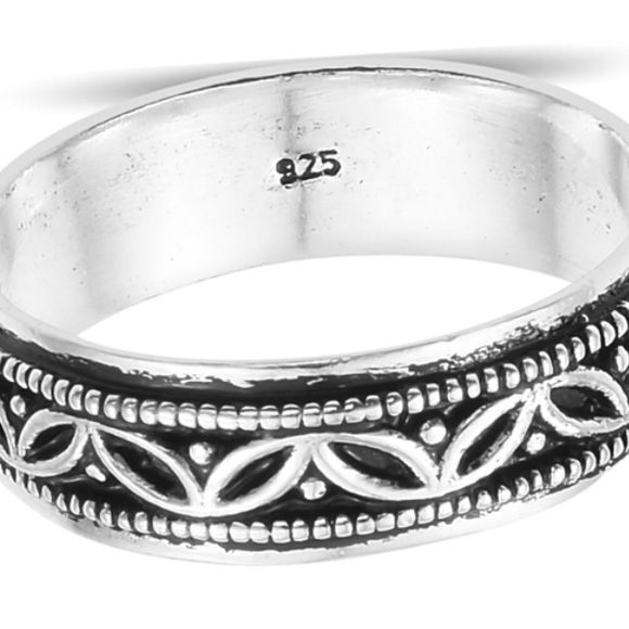 Genuine Sterling Silver Band Ring Size 7.0 - Picture 4 of 5